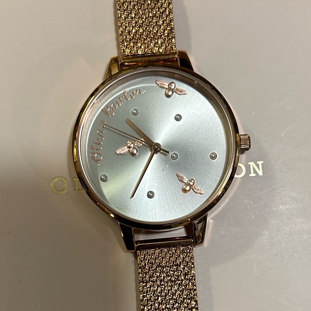 Olivia Burton PearlyQueen Watch With 34mm Silver Face With Bees & MeshBracelet